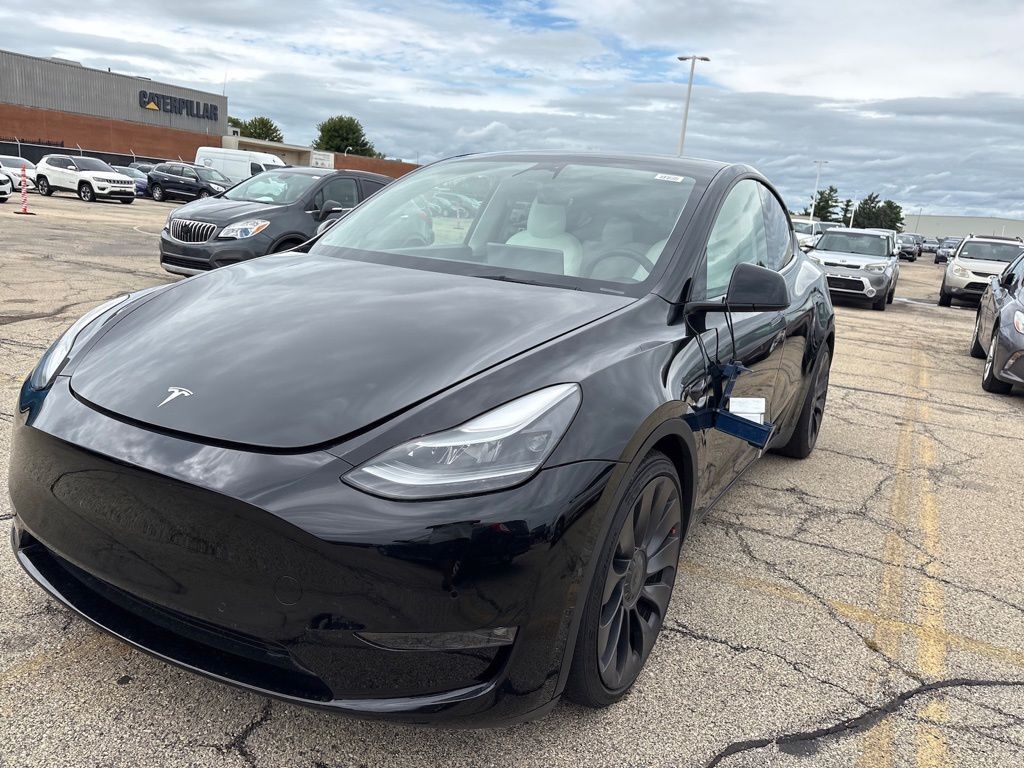 2022 TESLA Model Y
