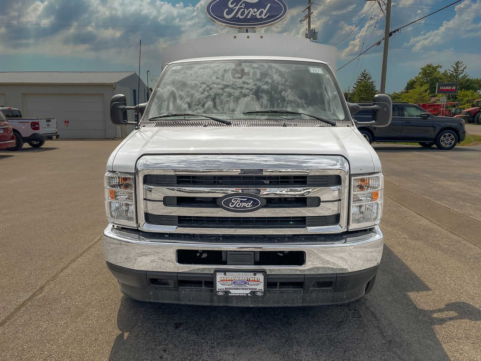 2027 FORD E-350
