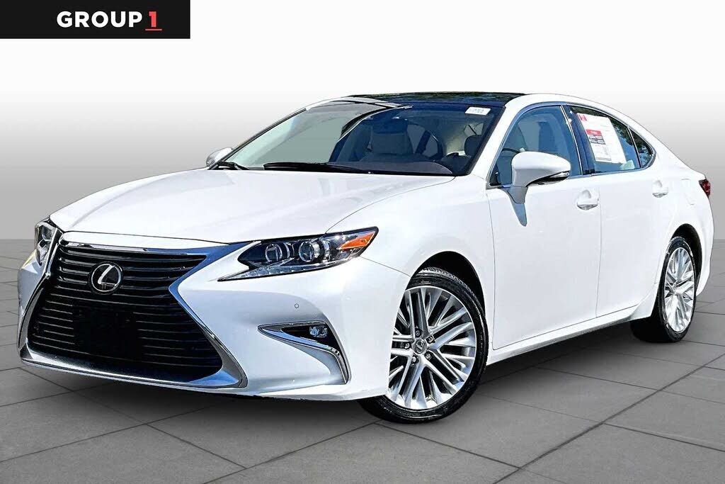 2016 LEXUS ES