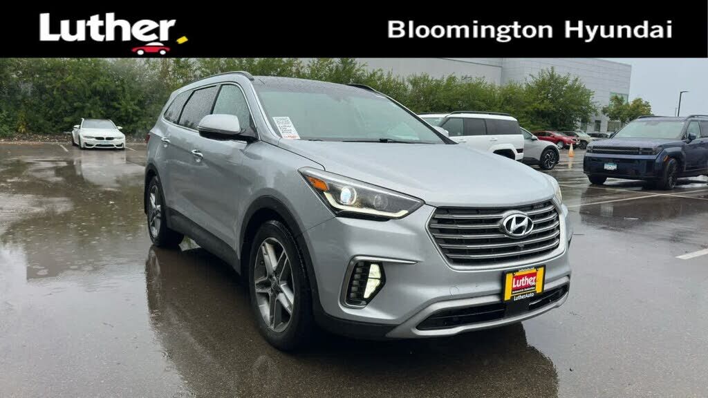 2017 HYUNDAI Santa Fe