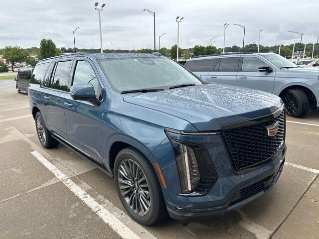 2025 CADILLAC Escalade ESV