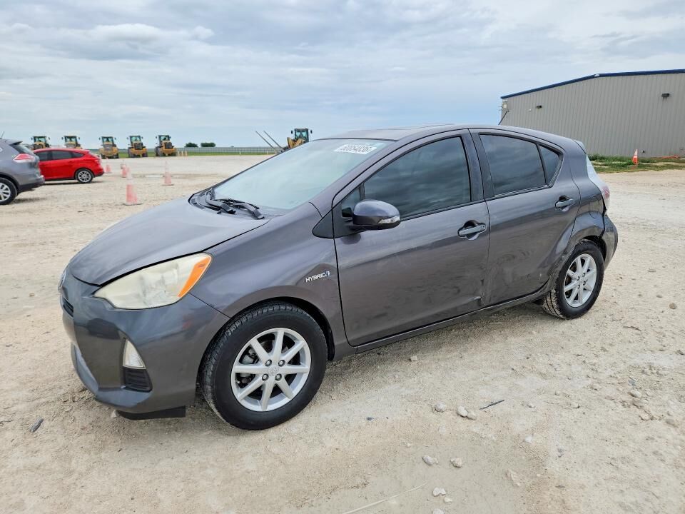 2013 TOYOTA Prius