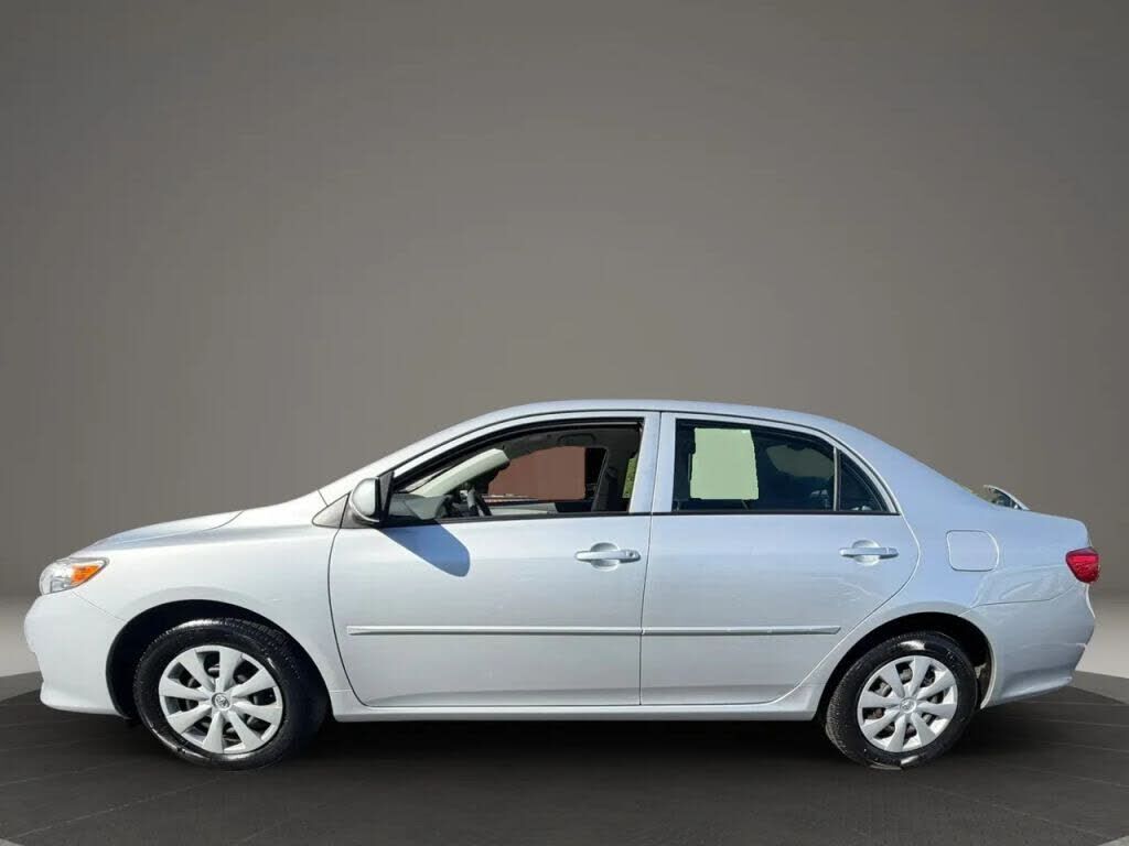 2010 TOYOTA Corolla