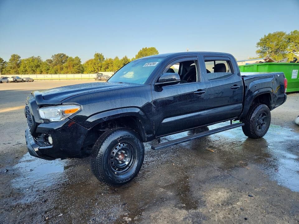 2020 TOYOTA Tacoma
