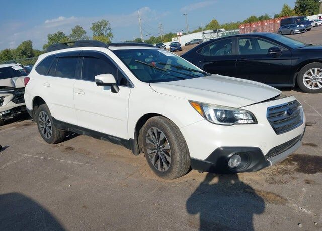 2017 SUBARU Outback
