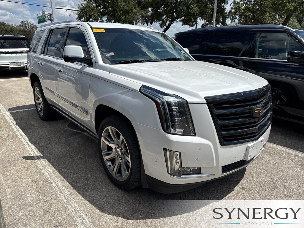 2019 CADILLAC Escalade