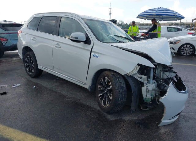 2018 MITSUBISHI Outlander