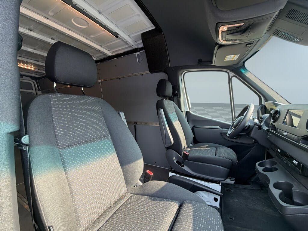 2023 Mercedes-Benz Sprinter