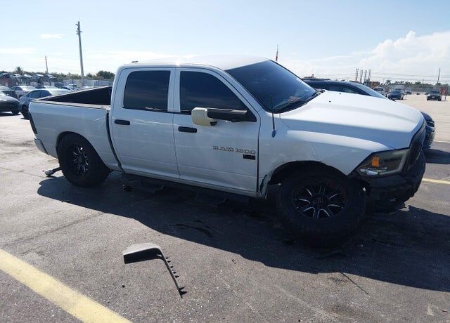 2012 DODGE Ram