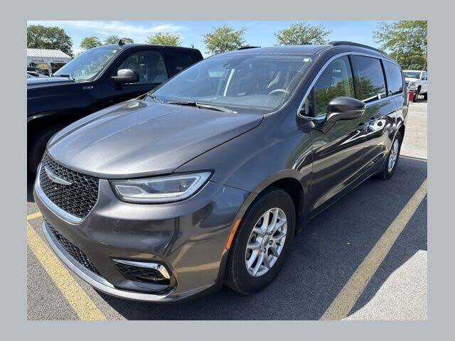2022 CHRYSLER Pacifica