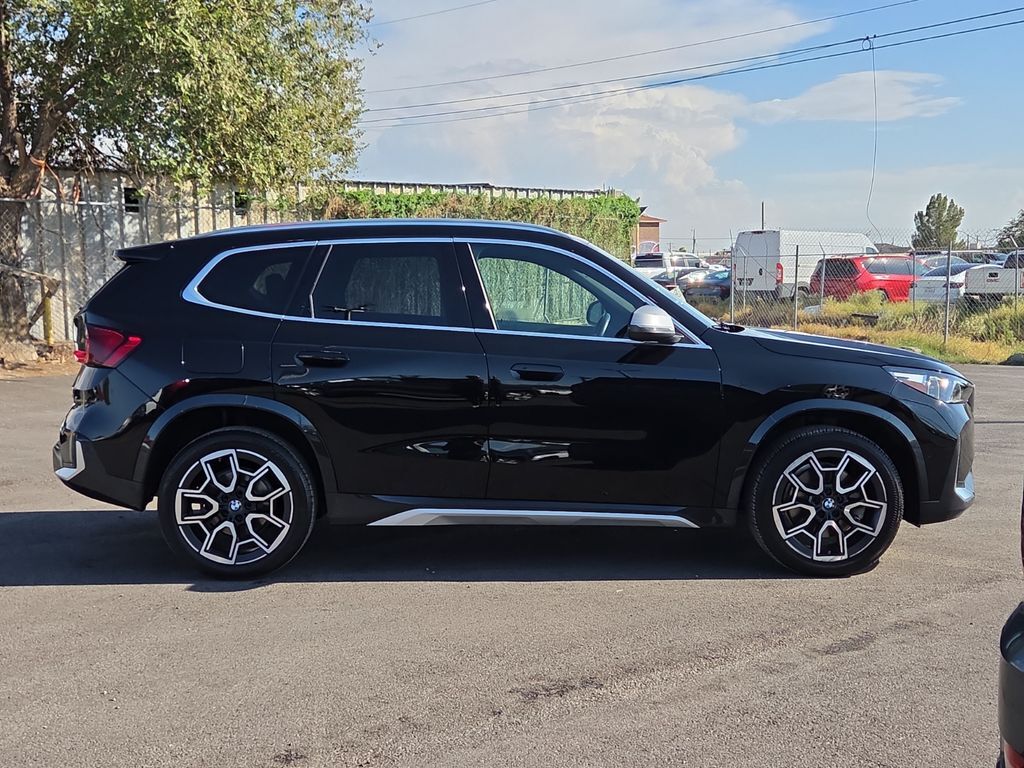 2023 BMW X1