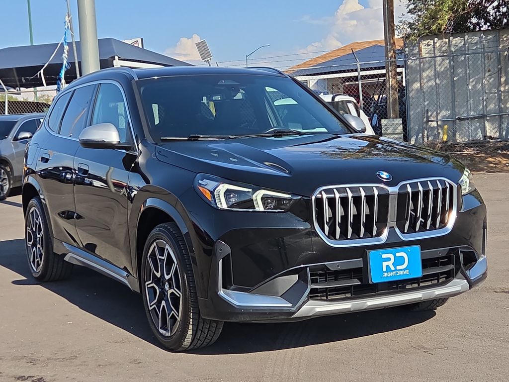 2023 BMW X1