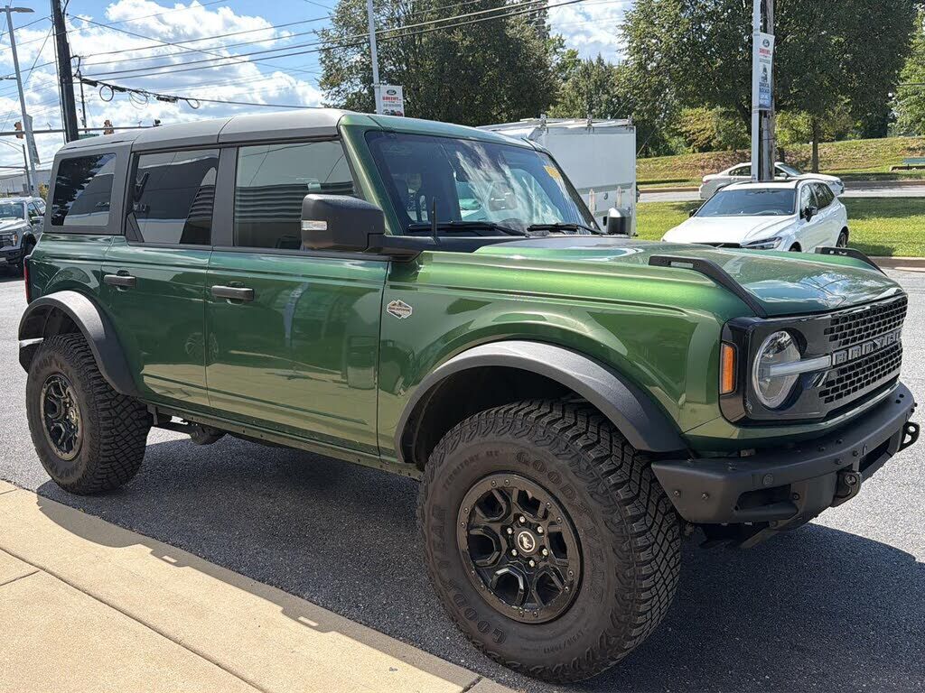 2024 FORD Bronco