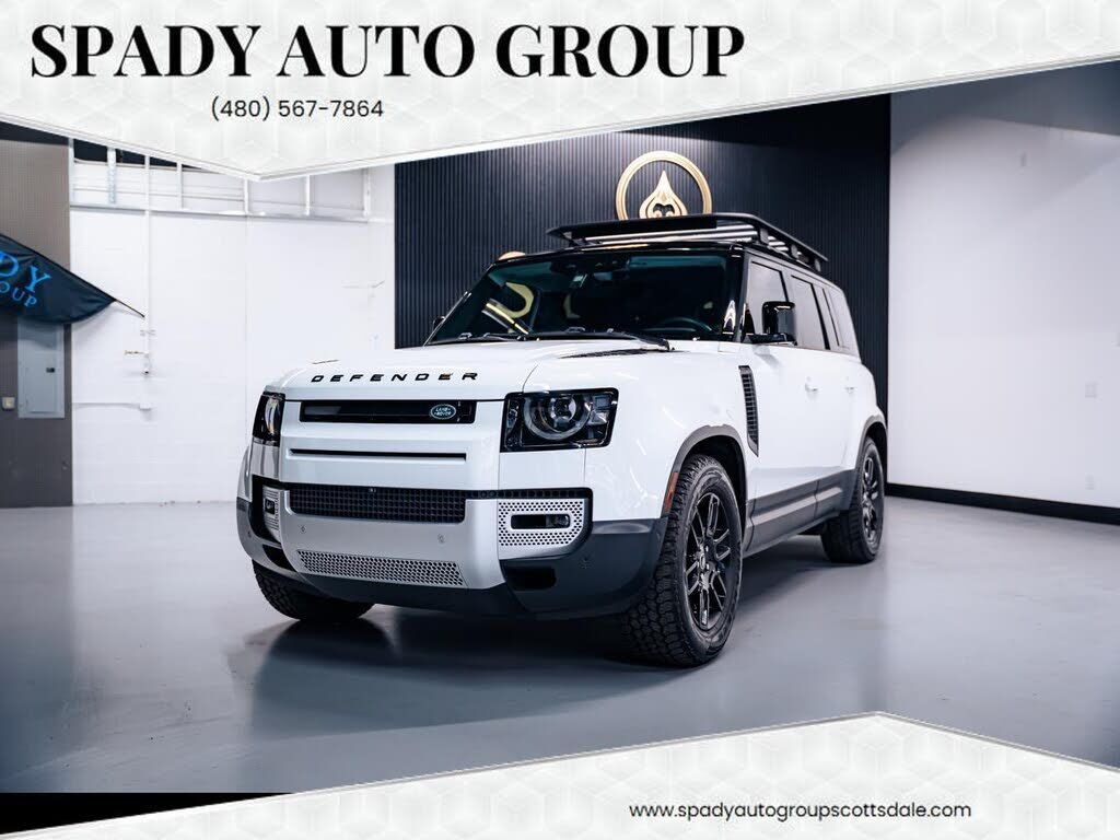 2025 LAND ROVER Defender