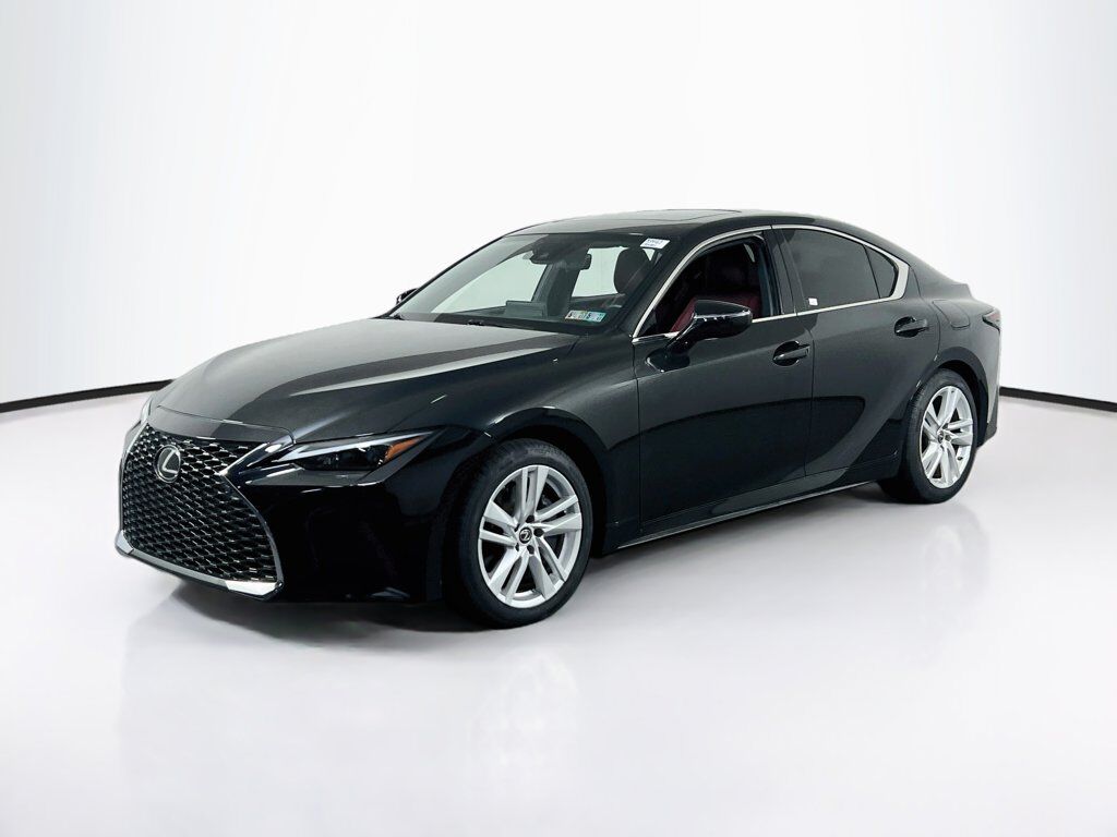 2021 LEXUS IS