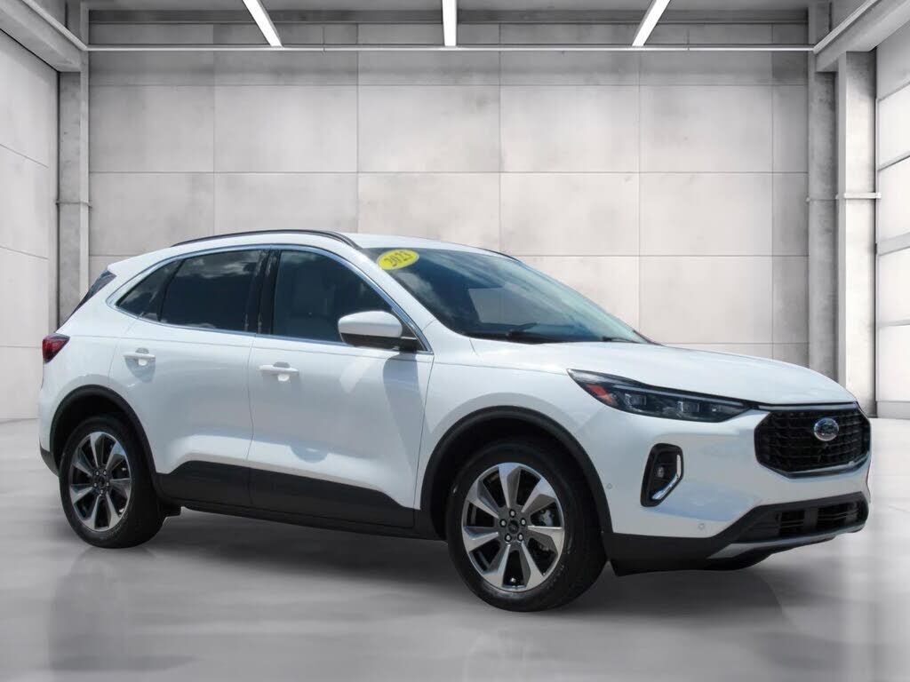 2023 FORD Escape