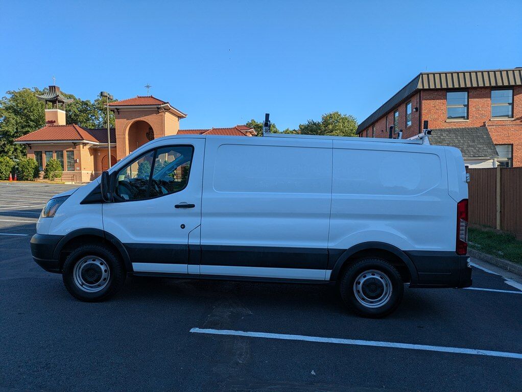 2017 FORD Transit