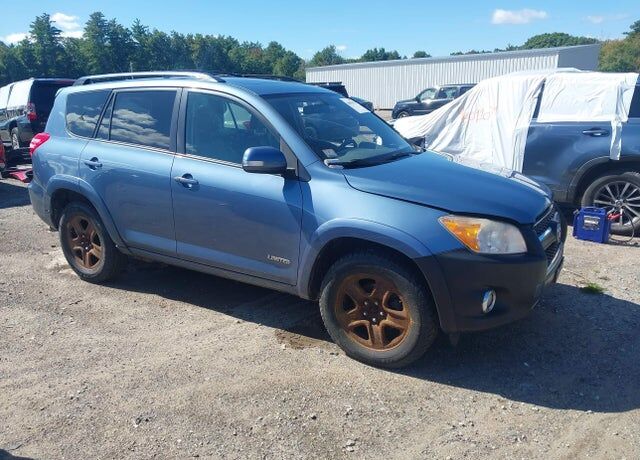 2011 TOYOTA RAV4