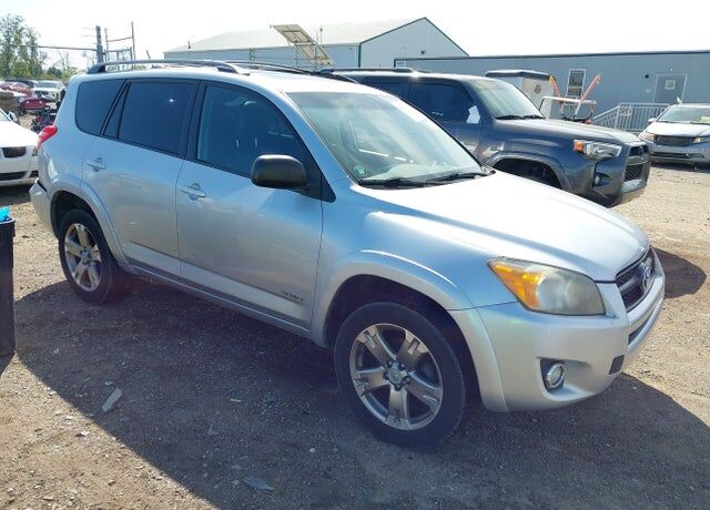 2011 TOYOTA RAV4