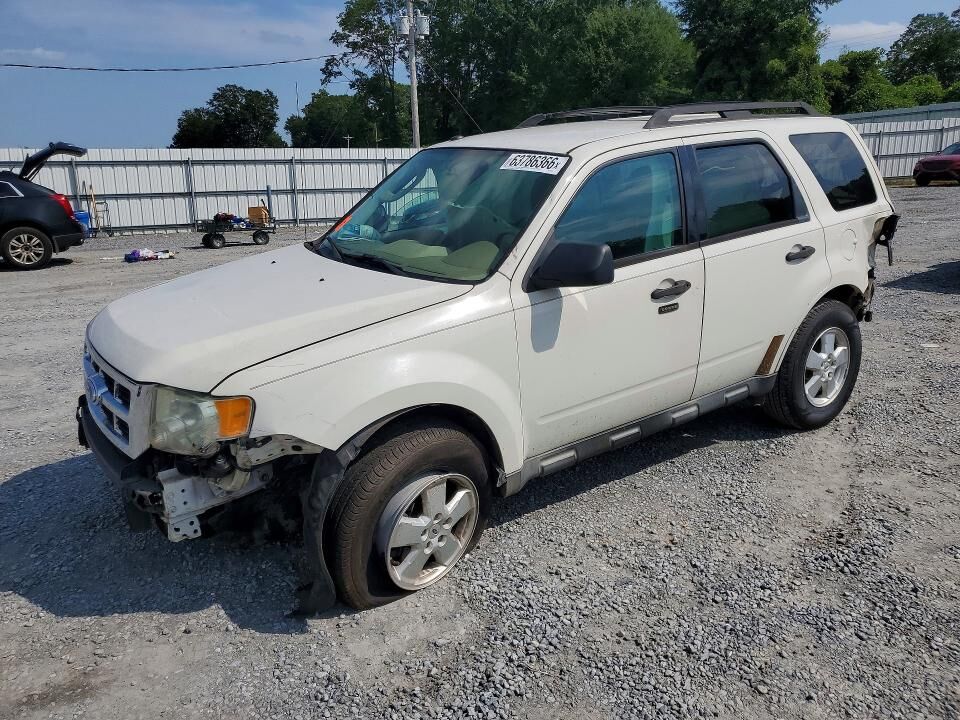 2011 FORD Escape