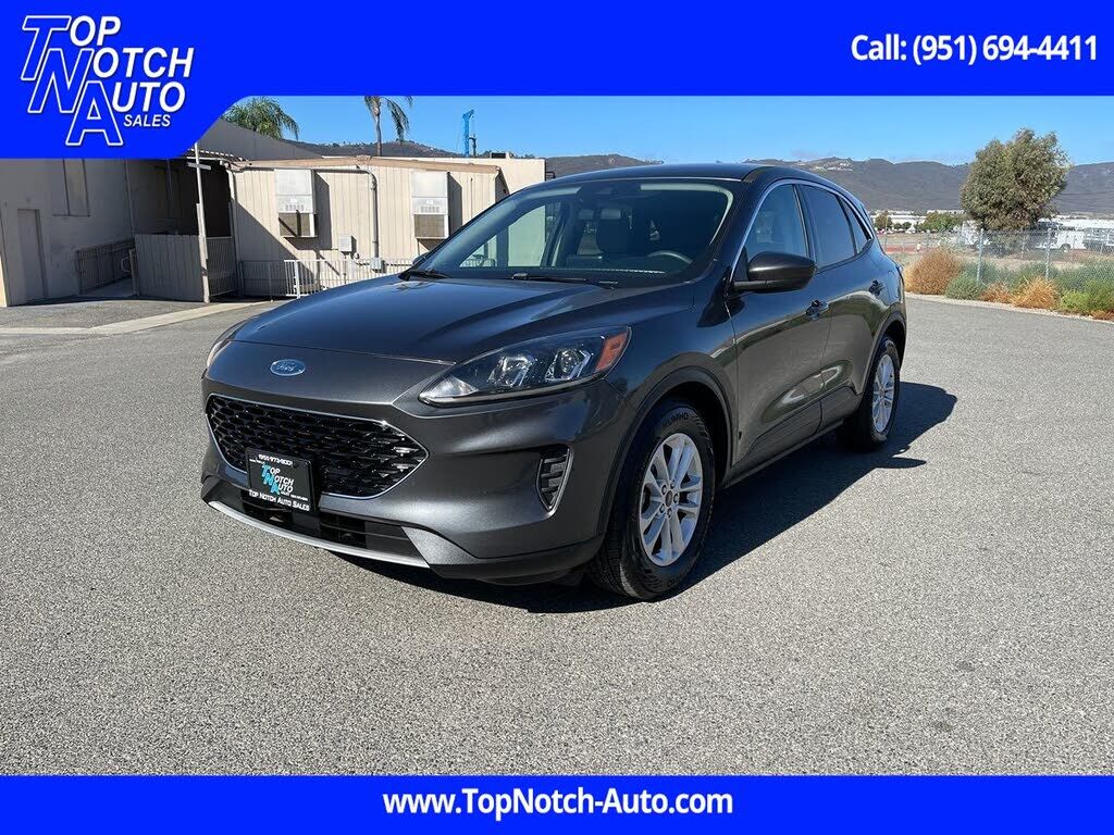 2020 FORD Escape