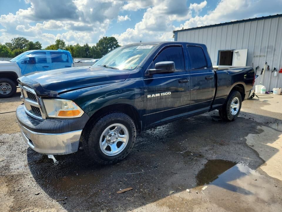 2011 DODGE Ram