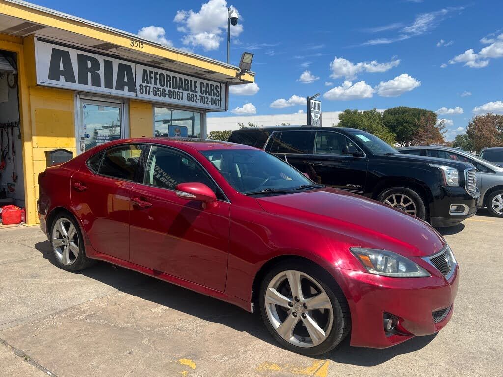 2011 LEXUS IS