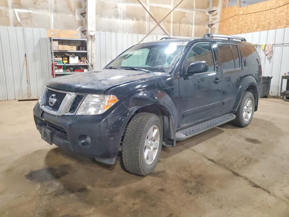 2011 NISSAN Pathfinder