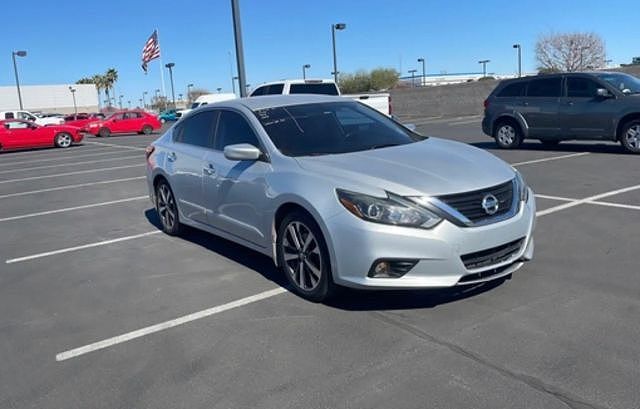 2017 NISSAN Altima