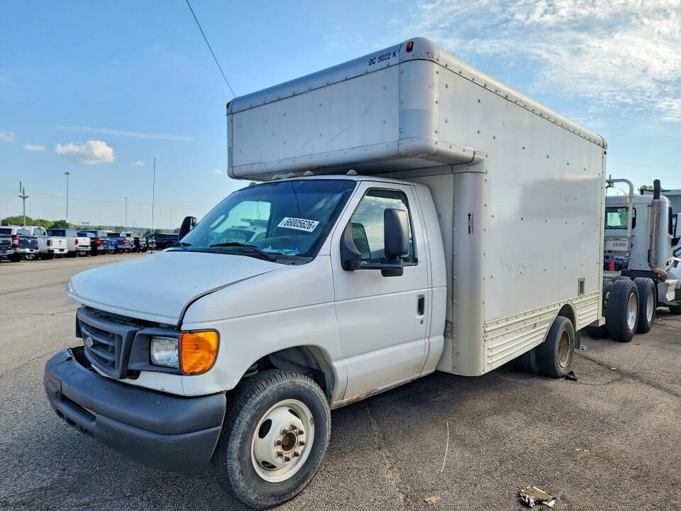 2007 FORD E-450