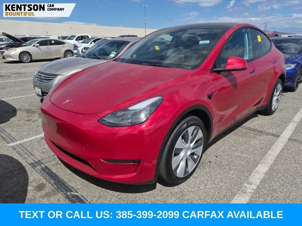 2023 TESLA Model Y