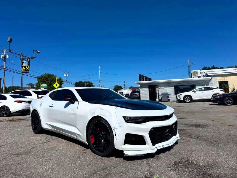 2020 CHEVROLET Camaro