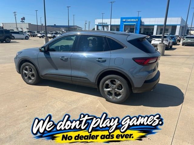 2025 FORD Escape