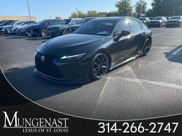 2025 LEXUS IS