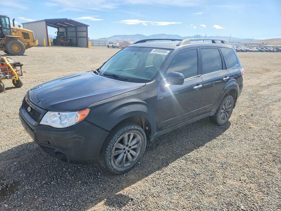 2013 SUBARU Forester