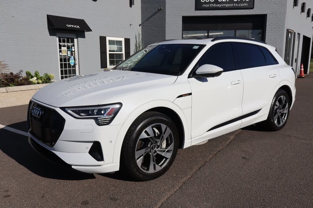2021 Audi e-tron