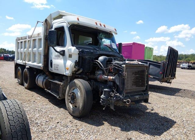 2017 FREIGHTLINER Cascadia