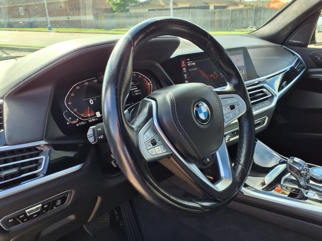 2021 BMW X7
