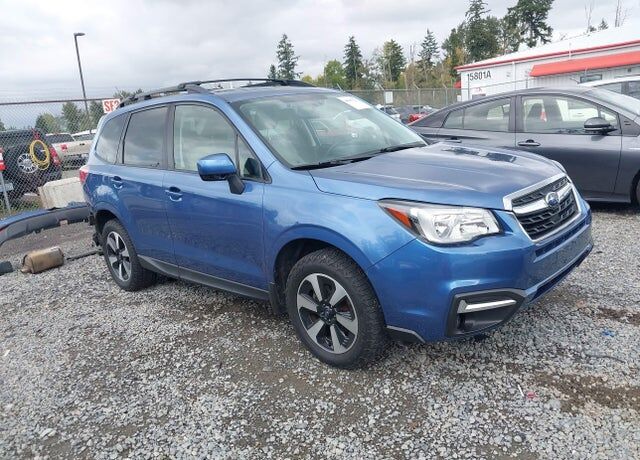 2018 SUBARU Forester