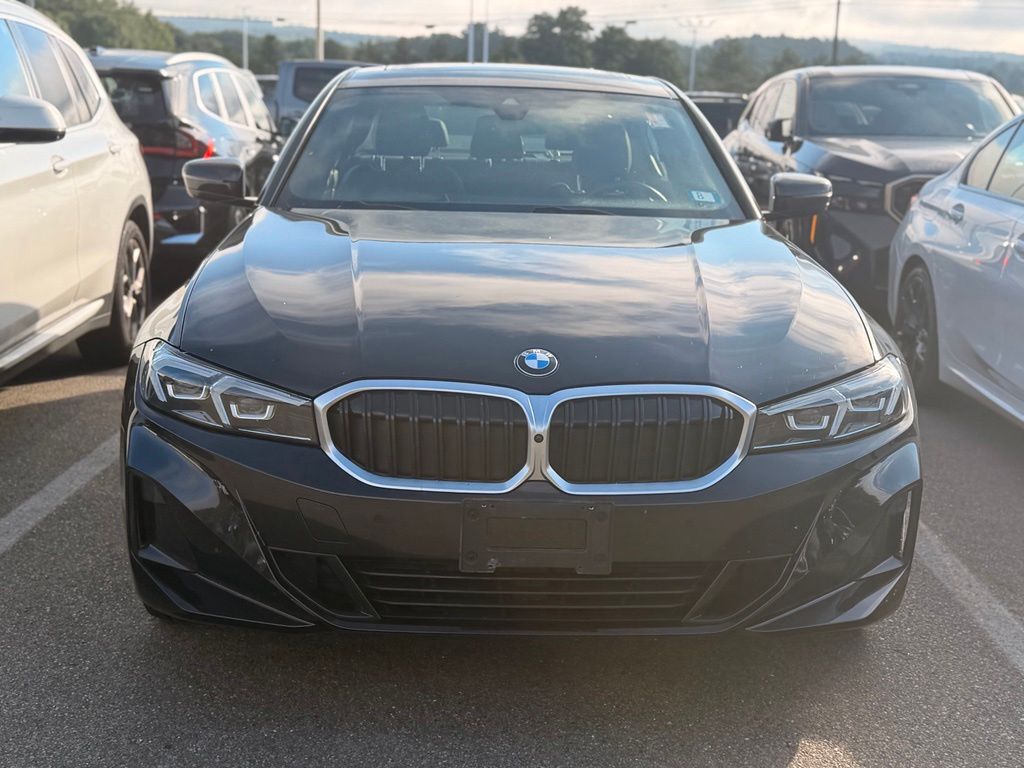 2023 BMW 330i