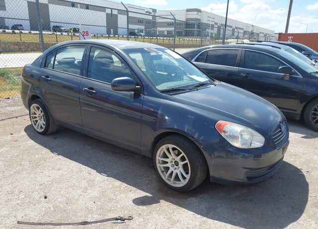 2010 HYUNDAI Accent