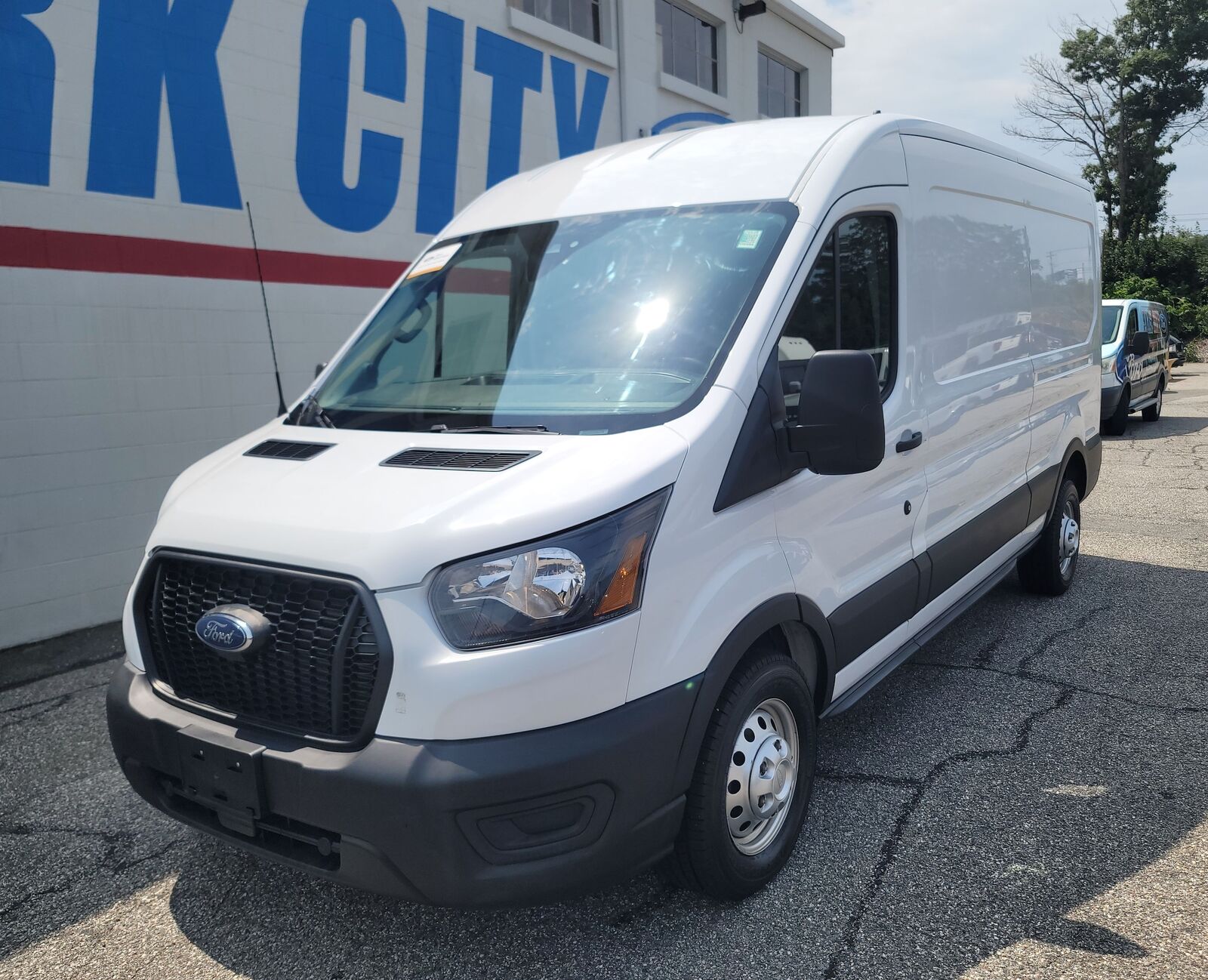 2023 FORD Transit