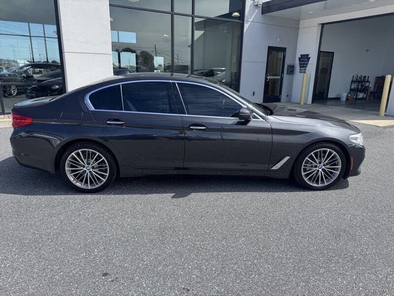 2017 BMW 530i