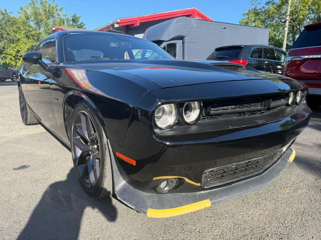 2019 DODGE Challenger