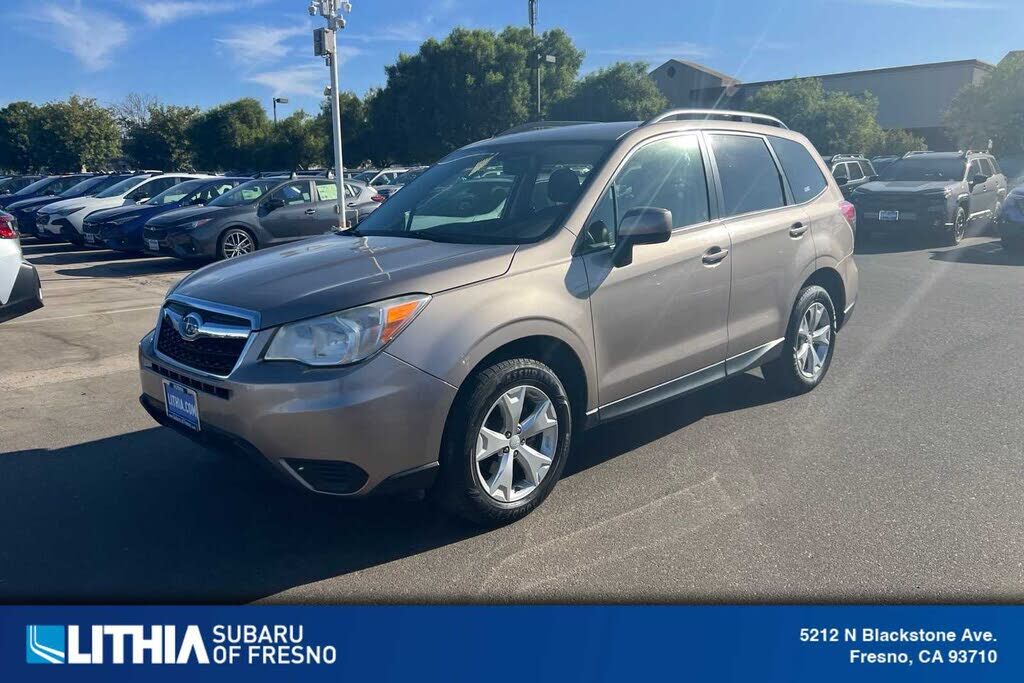 2014 SUBARU Forester