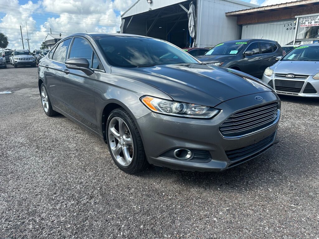2013 FORD Fusion
