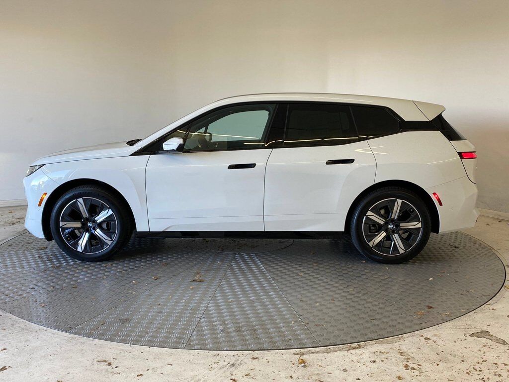 2026 BMW iX