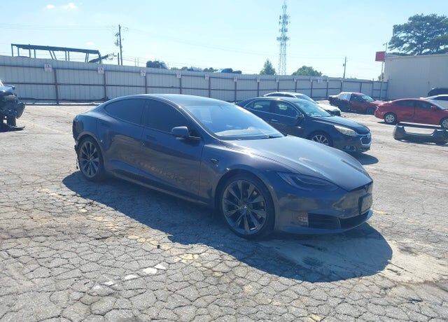2019 TESLA Model S