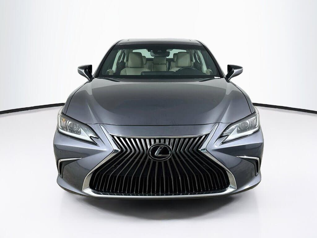 2019 Lexus ES