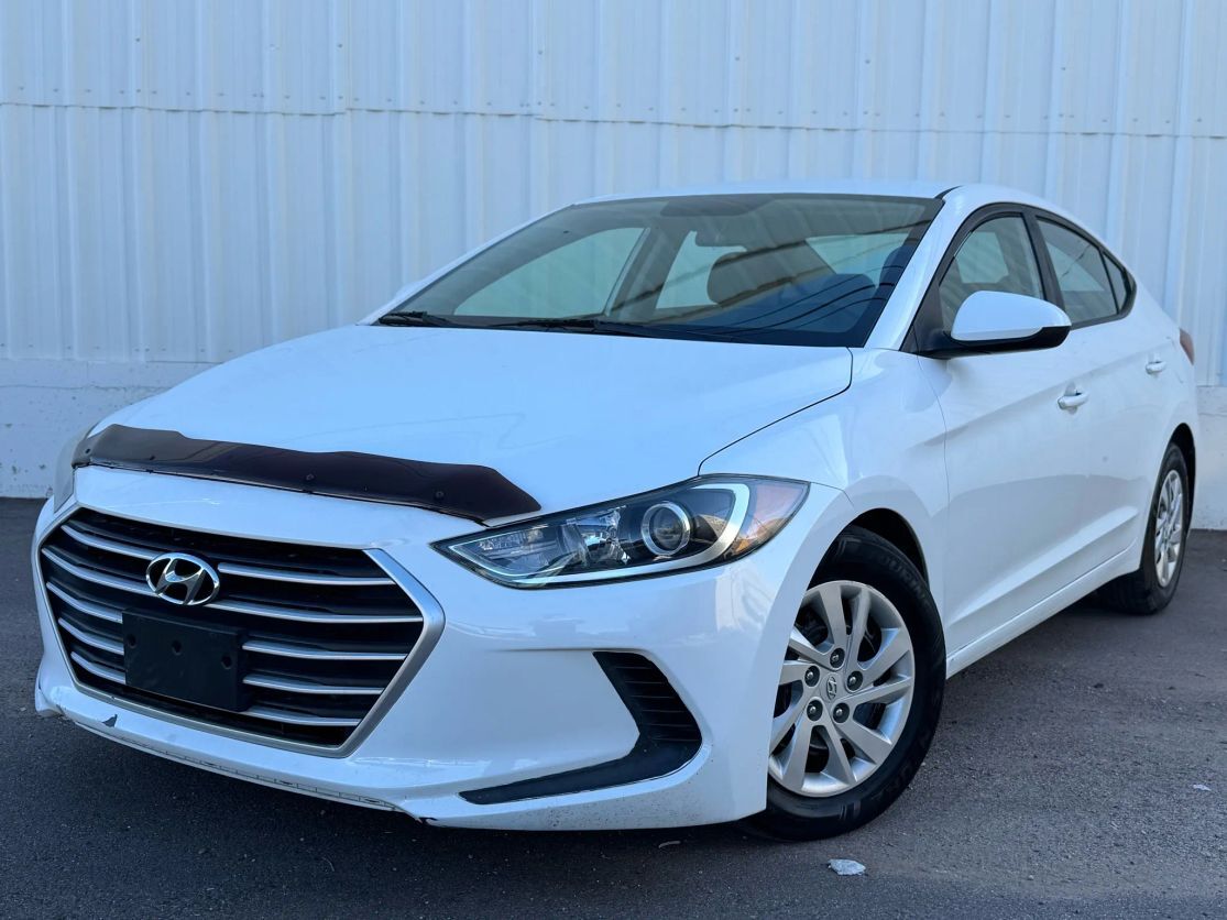 2017 HYUNDAI Elantra